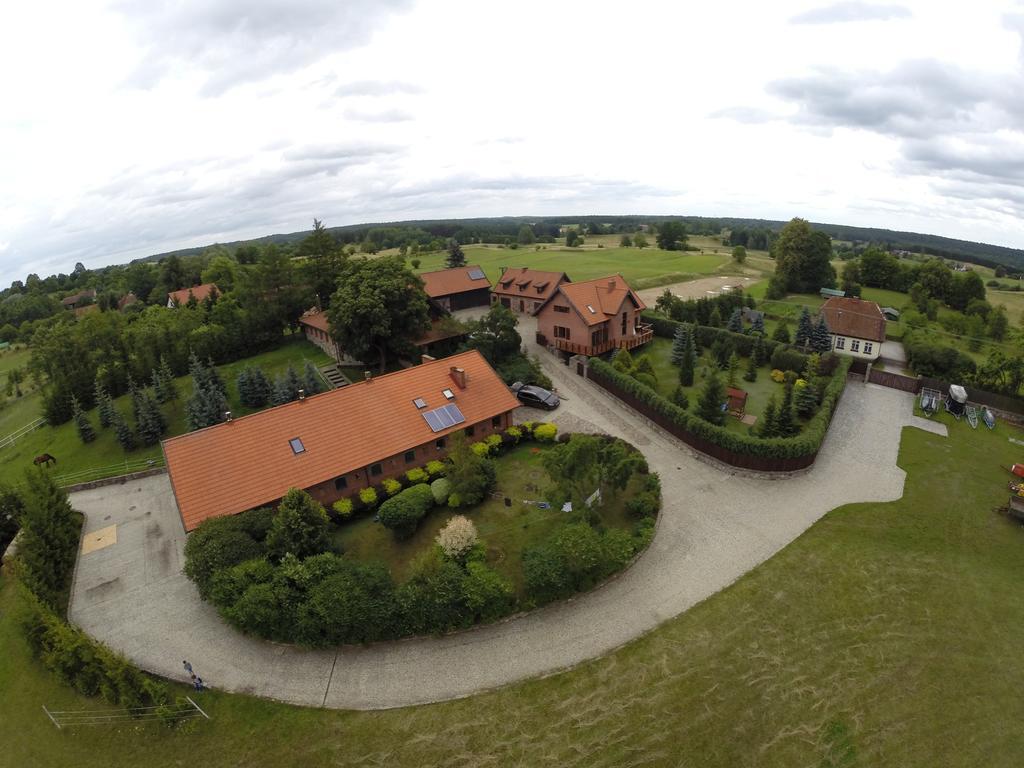 Stajnia Lipowo 45 Villa Buitenkant foto